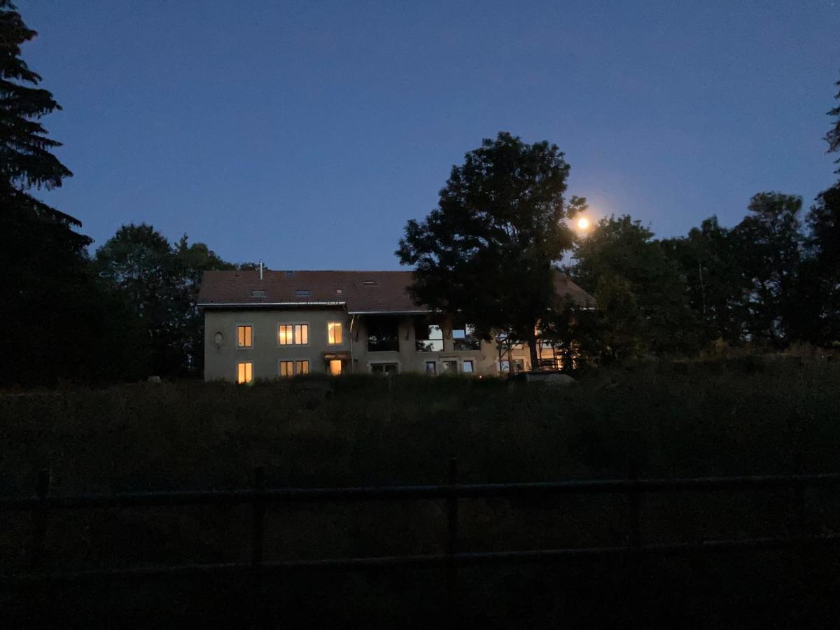 Bed and Breakfast La Ferme Des Aretes La Chaux De Fonds Esterno foto