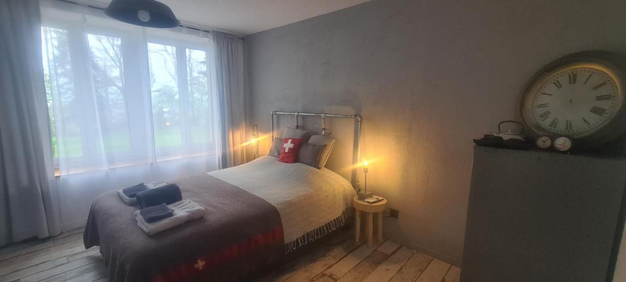 Bed and Breakfast La Ferme Des Aretes La Chaux De Fonds Esterno foto